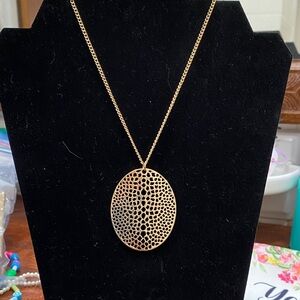 Gold Pendant Necklace